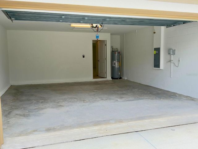 2318 ALLIUM ROSEUM LANE, Plant City, FL 33565