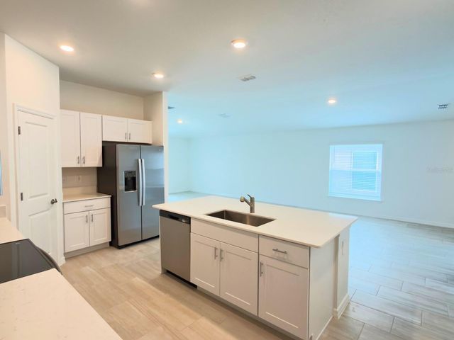 2318 ALLIUM ROSEUM LANE, Plant City, FL 33565