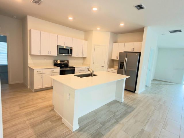 2318 ALLIUM ROSEUM LANE, Plant City, FL 33565