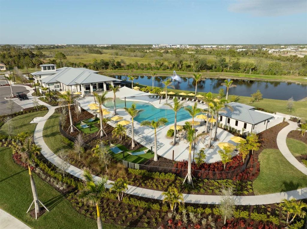 Image 14 of property listing at 11755 STARBRIGHT PATH, Venice, FL 34293