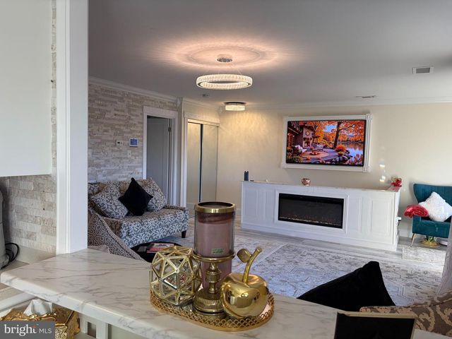 44 ASHLEY CT, Marlton, NJ 08053