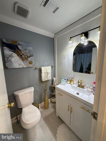 44 ASHLEY CT, Marlton, NJ 08053