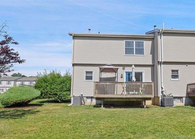 61 Zugibe Court, West Haverstraw, NY 10993