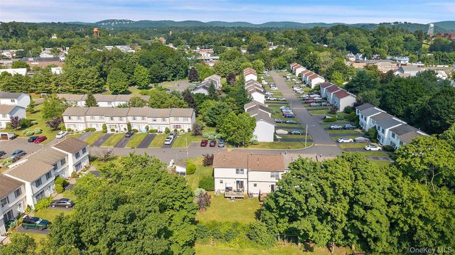 61 Zugibe Court, West Haverstraw, NY 10993