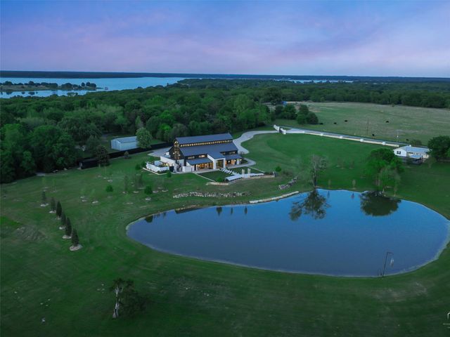 2769 RS County Road 3160, Emory, TX 75440