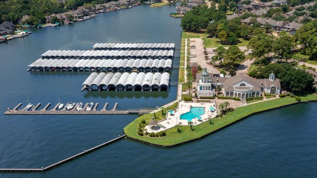 32 Waterford Way, Montgomery, TX 77356