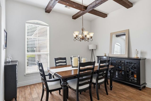 32 Waterford Way, Montgomery, TX 77356