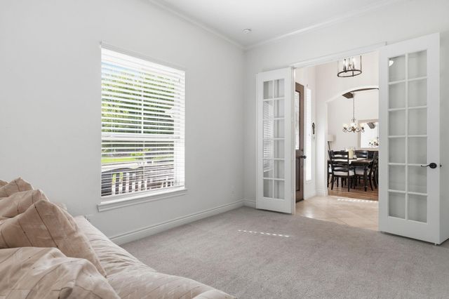 32 Waterford Way, Montgomery, TX 77356