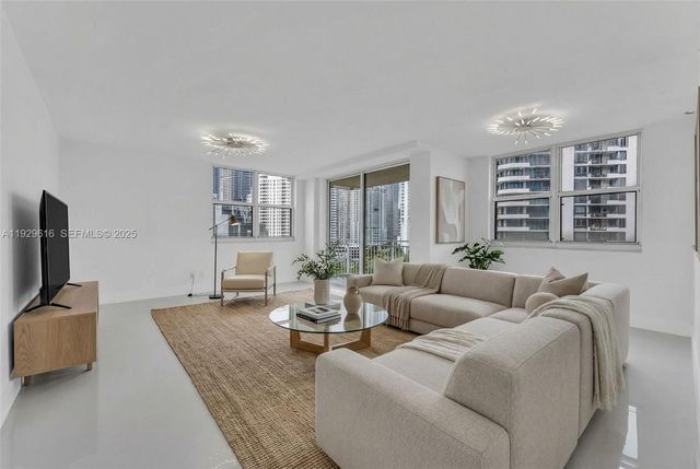 770 Claughton Island Dr 1401, Miami, FL 33131