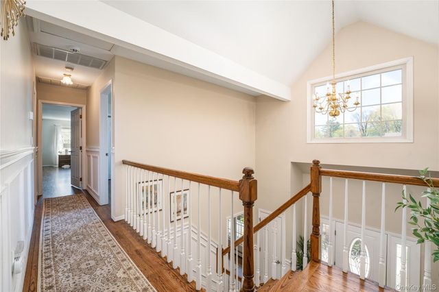 3 Mirabelle Court, Mount Sinai, NY 11766