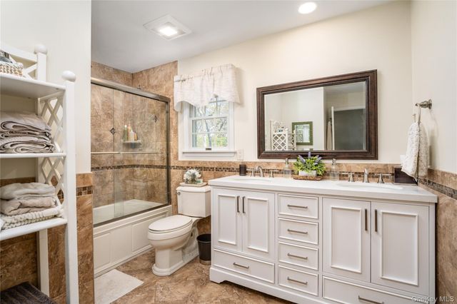 3 Mirabelle Court, Mount Sinai, NY 11766