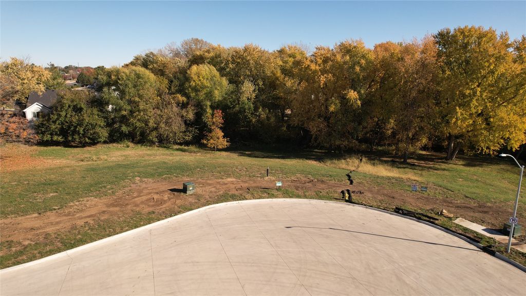 4517 90th Circle, Urbandale, IA 50322