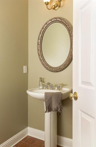 3617 Summit Oaks Drive NE, Roswell, GA 30075