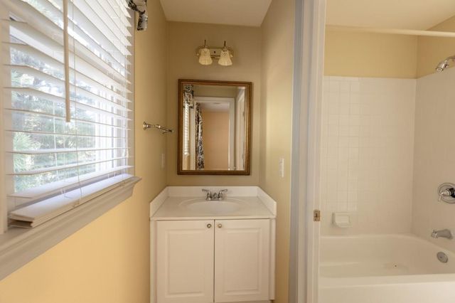 3617 Summit Oaks Drive NE, Roswell, GA 30075