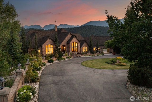 10755 North Road, Leavenworth, WA 98826