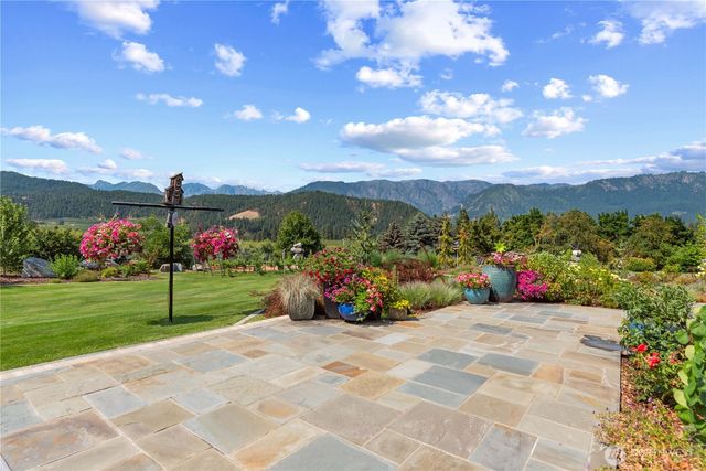 10755 North Road, Leavenworth, WA 98826