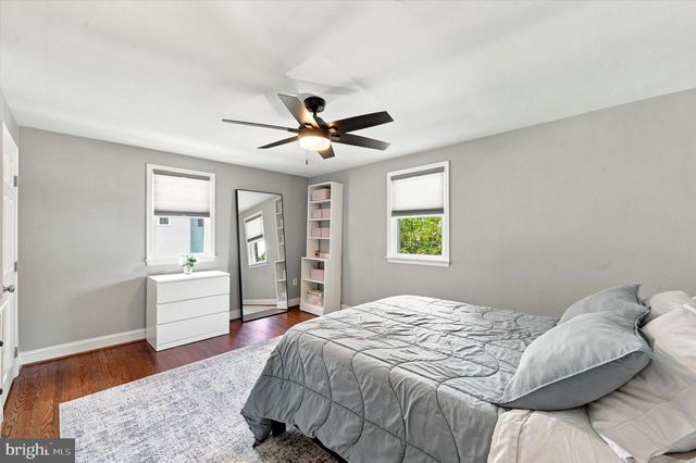 913 GIRARD AVE, Swarthmore, PA 19081