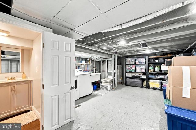 913 GIRARD AVE, Swarthmore, PA 19081