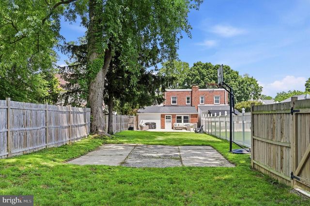 913 GIRARD AVE, Swarthmore, PA 19081