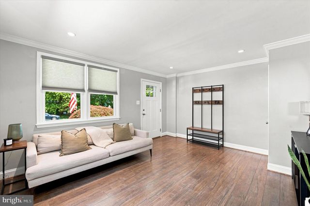 913 GIRARD AVE, Swarthmore, PA 19081
