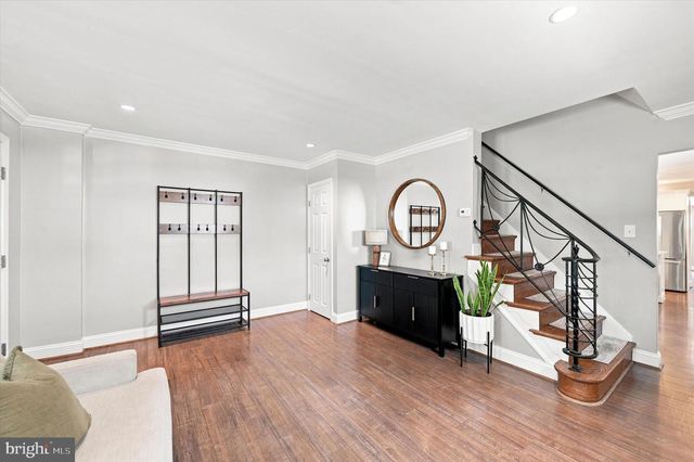 913 GIRARD AVE, Swarthmore, PA 19081
