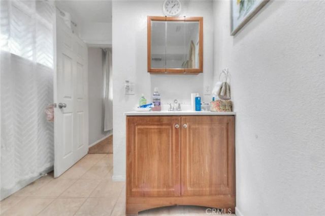 15800 Inyo, Victorville, CA 92395