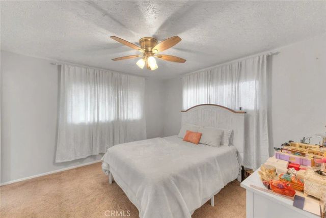 15800 Inyo, Victorville, CA 92395