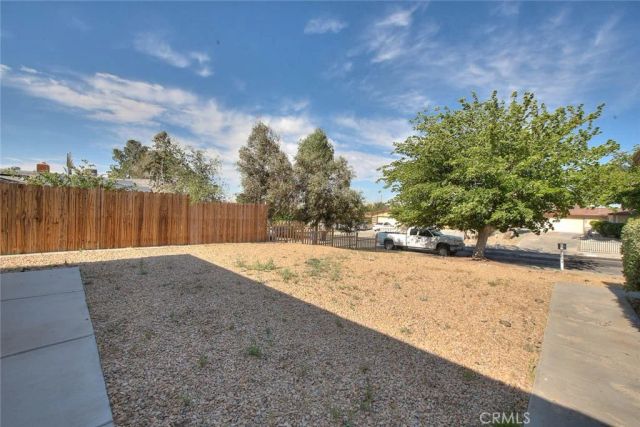 15800 Inyo, Victorville, CA 92395