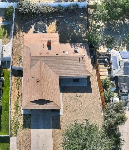15800 Inyo, Victorville, CA 92395