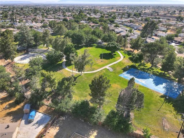 15800 Inyo, Victorville, CA 92395