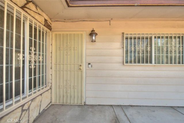 15800 Inyo, Victorville, CA 92395