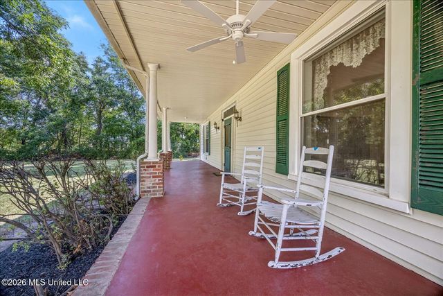 8207 Tchulahoma Road, Southaven, MS 38671