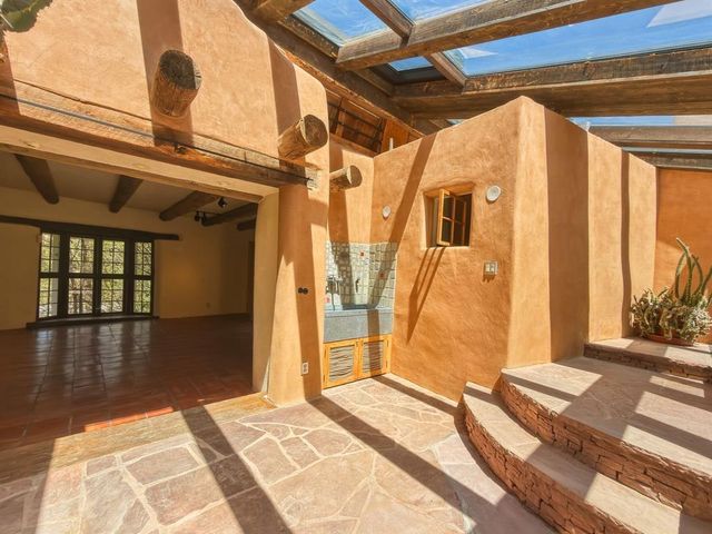 1692 Upper Canyon, Santa Fe, NM 87501
