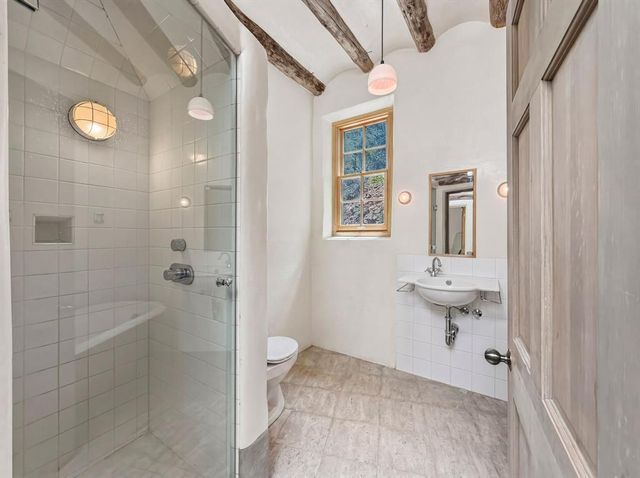 1692 Upper Canyon, Santa Fe, NM 87501