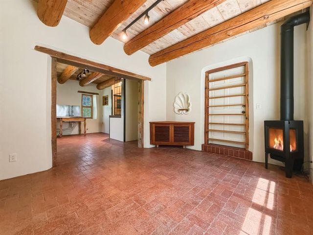 1692 Upper Canyon, Santa Fe, NM 87501