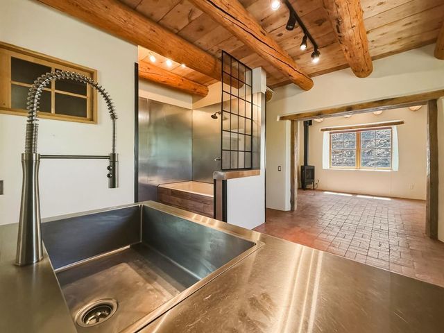 1692 Upper Canyon, Santa Fe, NM 87501
