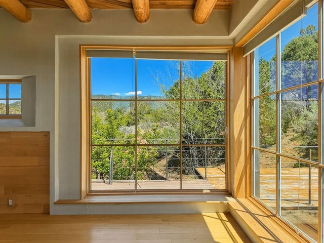 1692 Upper Canyon, Santa Fe, NM 87501