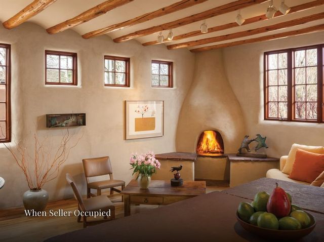 1692 Upper Canyon, Santa Fe, NM 87501