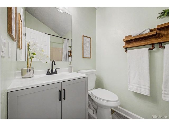 17457 E Rice Cir B, Aurora, CO 80015
