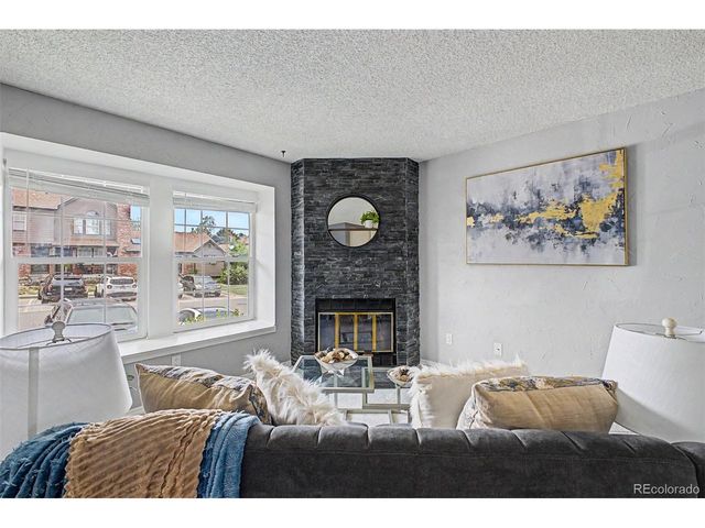 17457 E Rice Cir B, Aurora, CO 80015