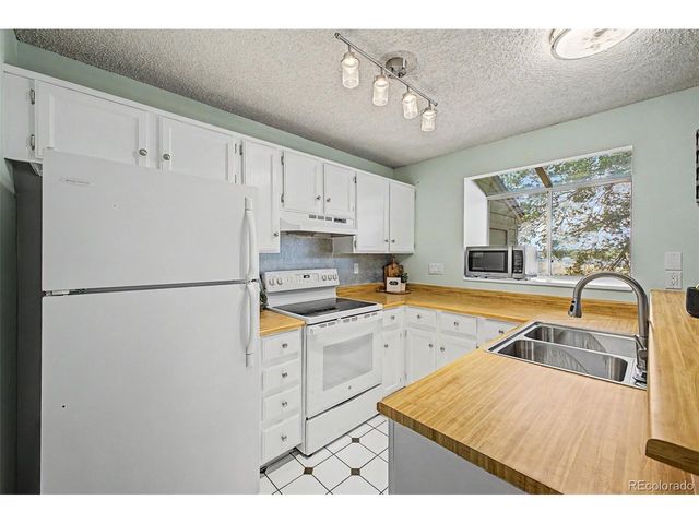 17457 E Rice Cir B, Aurora, CO 80015