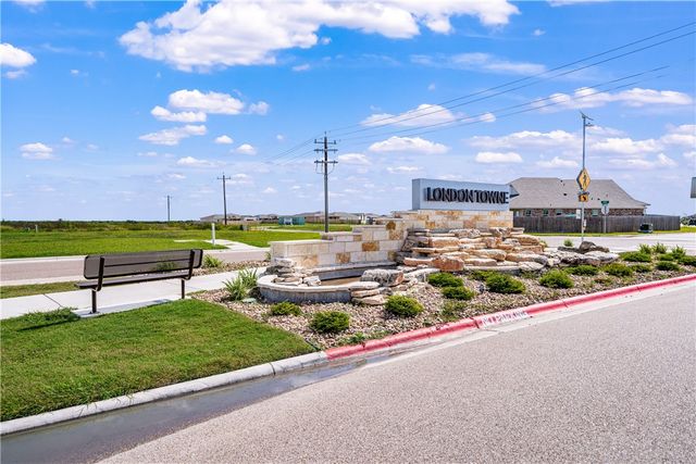 1317 London Towne Blvd, Corpus Christi, TX 78415