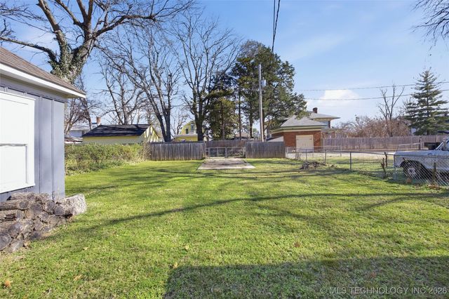 511 S Okmulgee Street, Okmulgee, OK 74447