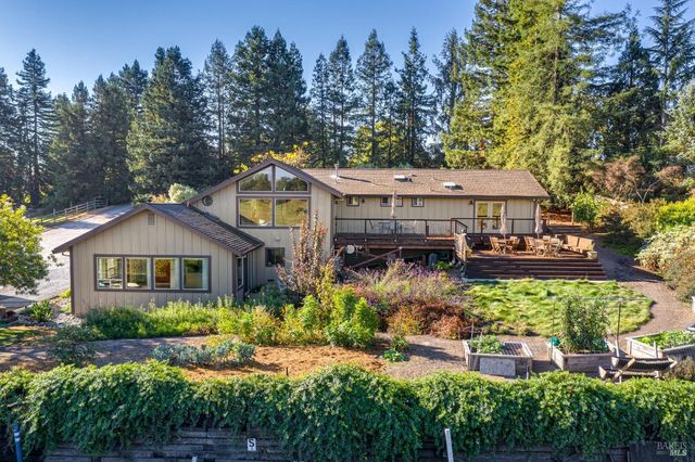 497 Laguna Vista Rd, Santa Rosa, CA 95401