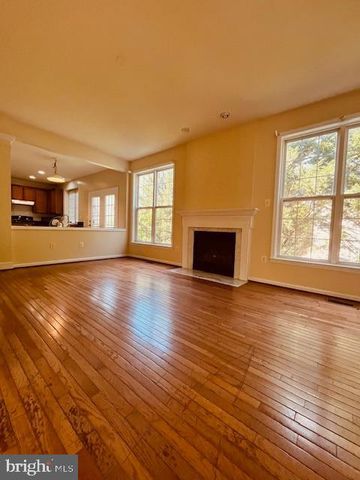 3 BROOK HILL CT, Cockeysville, MD 21030
