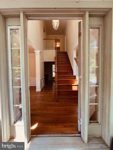 3 BROOK HILL CT, Cockeysville, MD 21030