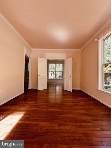 3 BROOK HILL CT, Cockeysville, MD 21030