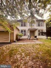 3 BROOK HILL CT, Cockeysville, MD 21030