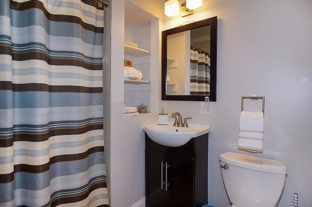 21-23 Marion Rd 2, Belmont, MA 02478