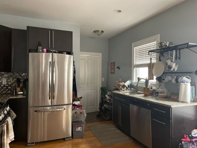 21-23 Marion Rd 2, Belmont, MA 02478